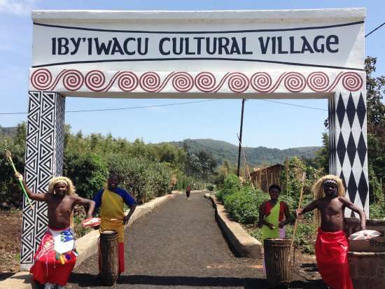 5 Days Cultural and Historical Tour Rwanda 4 Ibyiwacu